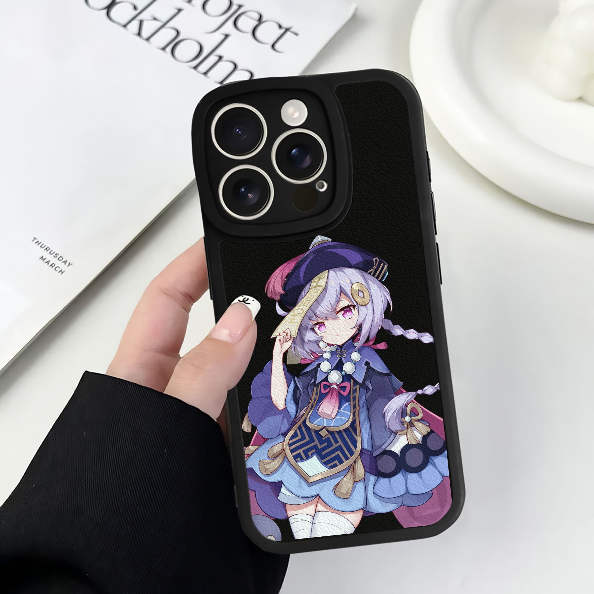 げんし神 七七 なな  genshin Nana 【iPhone 16シリーズ対応】シリコンスマホケース（レザー調） 材質：シリコン